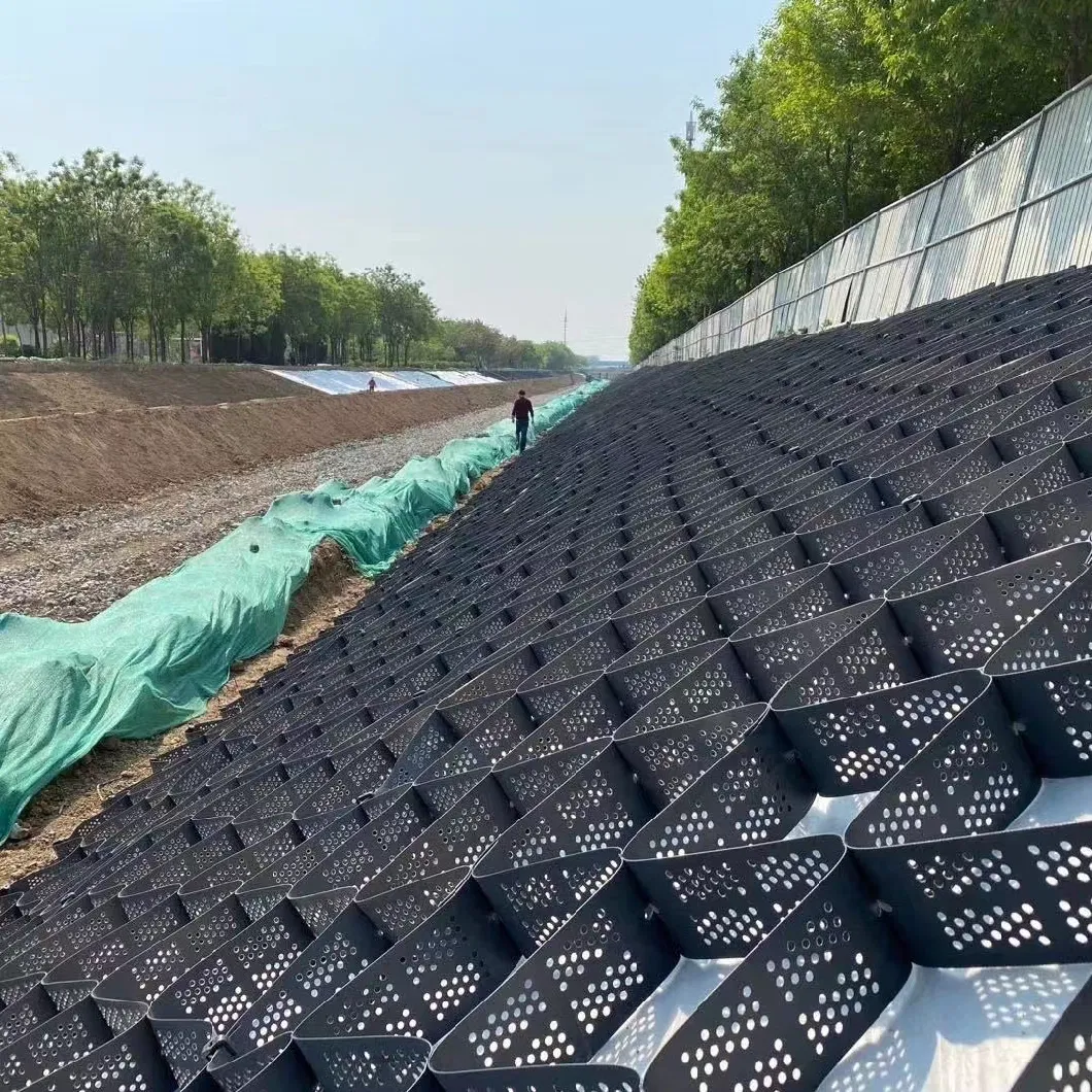ژئوسل HDPE 50 میلی متری با قدرت بالا برای حفاظت از شیب جاده 3