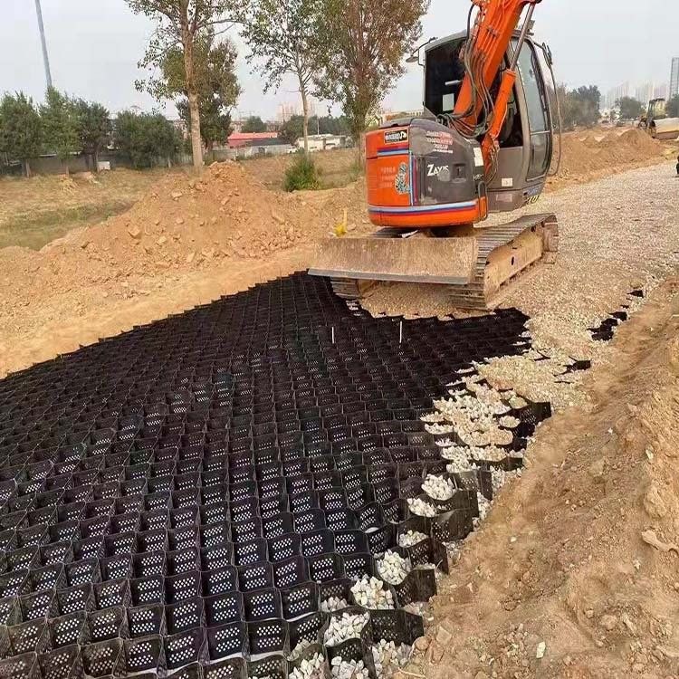 دیوارهای پشتیبان سد تقویت شده HDPE Geocell بستر جاده تقویت تثبیت خاک کانال رودخانه
