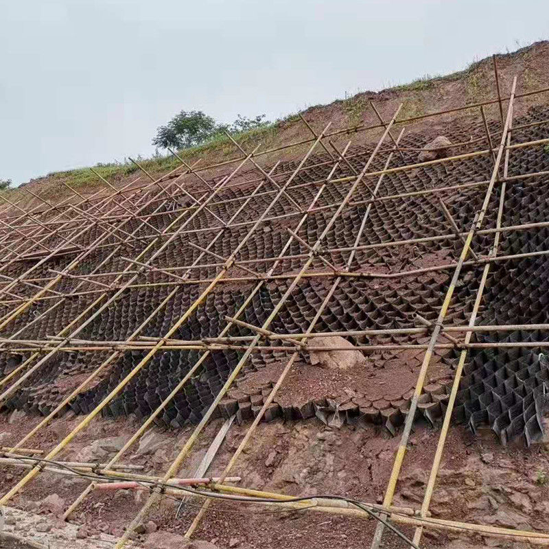 سیستم ارتقای خاک سلولهای ژئوسل سیستم شبکه قبر HDPE / PP ژئوسل برای بستر جاده
