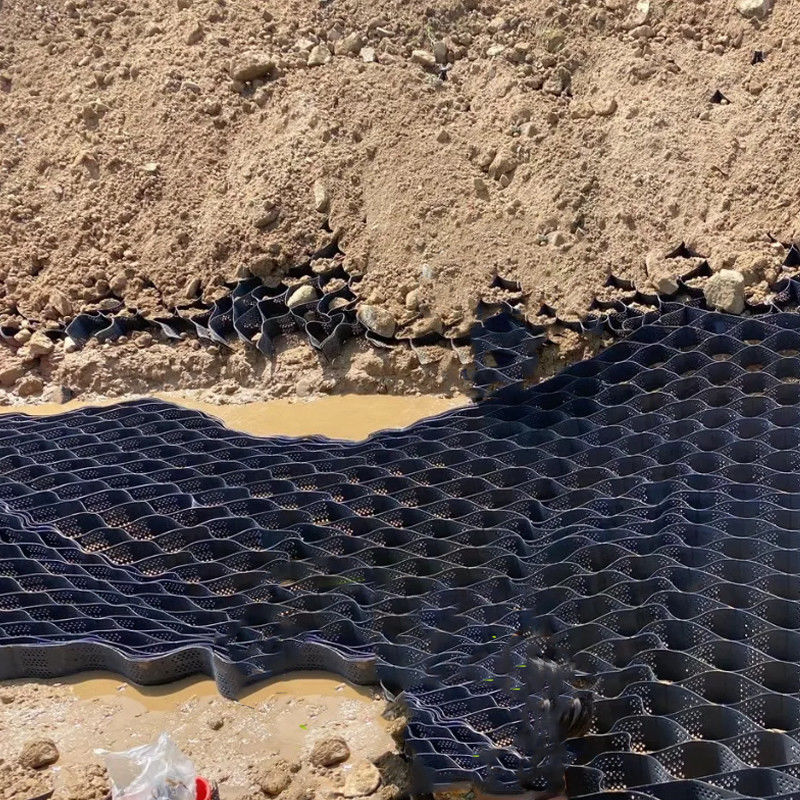 سیستم محاصره سلولی با سوراخ های بالا Honeycomb HDPE Geocell برای جاده پایه حفاظت از شیب پارکینگ پارکینگ دیوار نگهدارنده