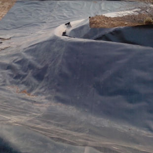 سبک صنعتی 1mm Geomembrane Pond Liner HDPE Liner پلاستیکی Geomembrane Pond Liner برای استخر ماهی ساخته شده از PVC LDPE LLDPE PP مواد برای دفن زباله