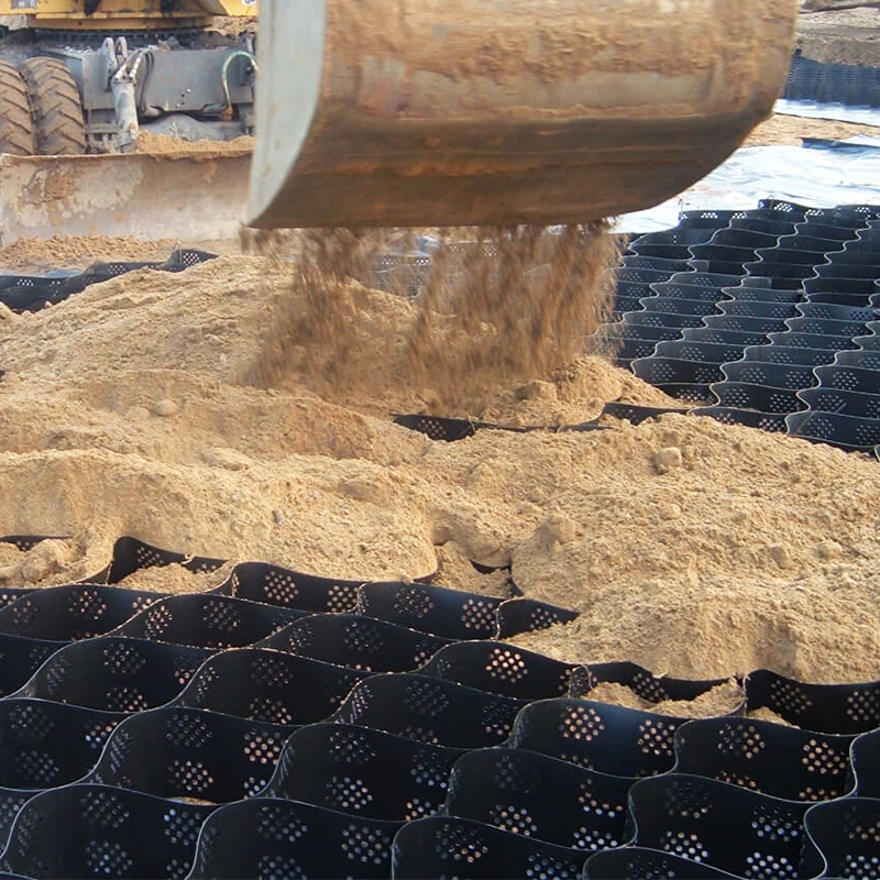 شبکه ژئوسل پلاستیکی HDPE با بافت و سوراخ‌دار برای تثبیت مسیرهای ورودی، تقویت پایه جاده، پارکینگ و حفاظت از شیب