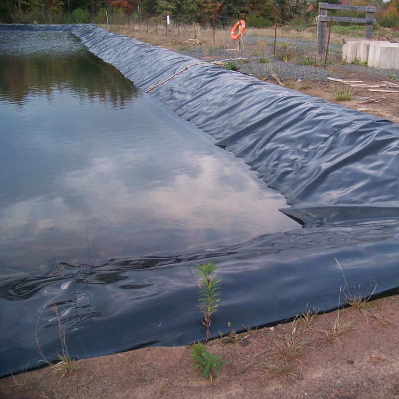 پلی اتیلن در فضای باز مزرعه ماهی گیوممبران لاینر استخر HDPE لاینر احتواگر استخر بزرگ لاینر ضد آب ژوممبران لاینر استخر