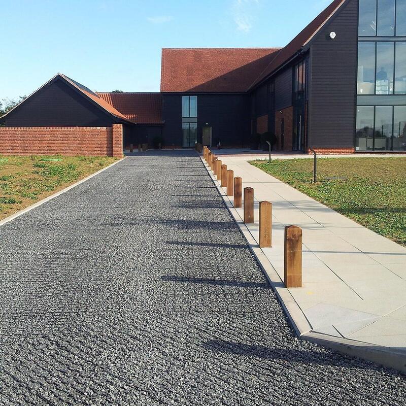 شبکه پلاستیکی HDPE برای چمن، پارکینگ، کنترل فرسایش شیب، تثبیت خاک، سنگ‌فرش‌های شن و ماسه و محوطه‌سازی